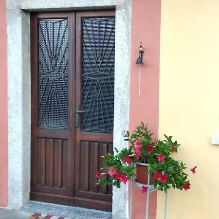 Casa Bartula Bolzano Novarese