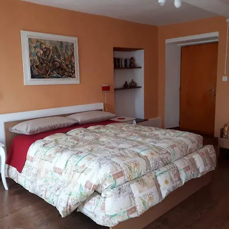 Casa Bartula بيت للعطل Bolzano Novarese